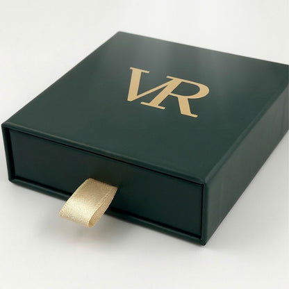 MOVE IN SILENCE - IT´S CONFIDENCE