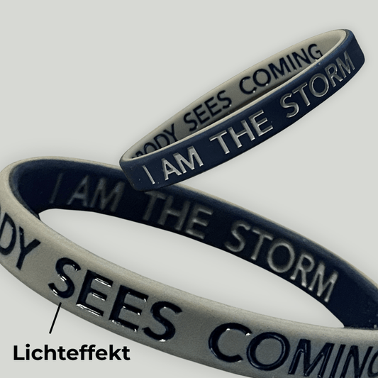 Die Unaufhaltsame: I AM THE STORM - NOBODY SEES COMING